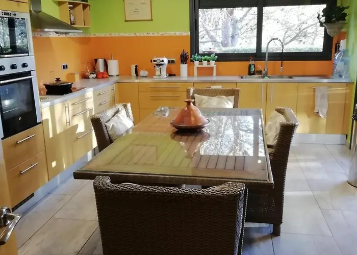 Casa Neus * El Arrabal de Coll d'Arbos